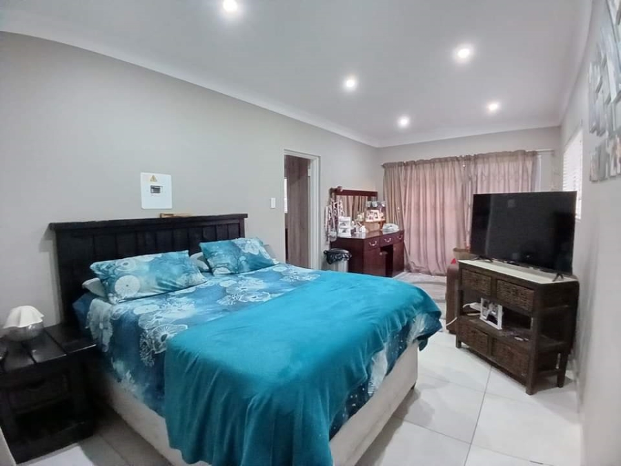 4 Bedroom Property for Sale in Roodia Free State